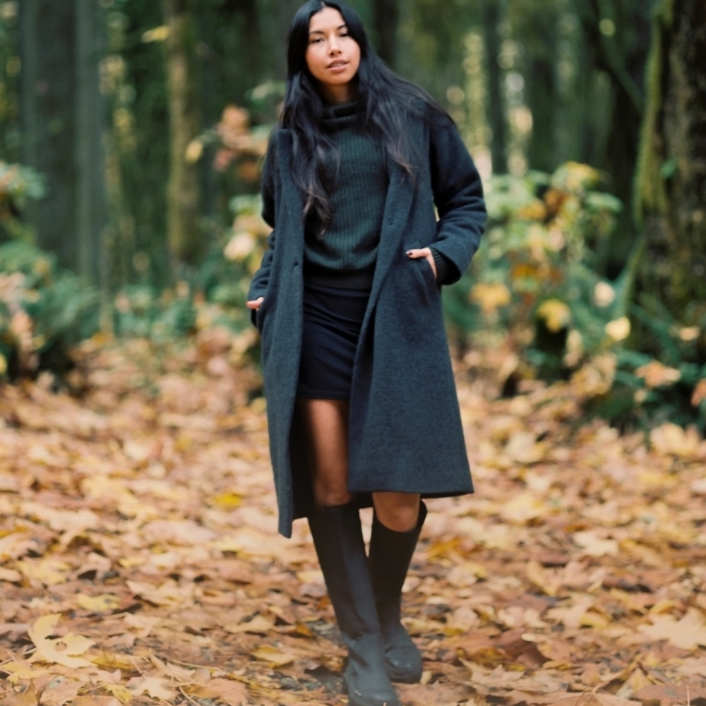 Anian The Britannia Coat Black Size 6 Wool
